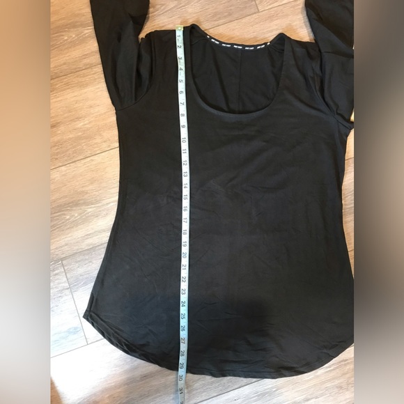 NWT Just Cozy Tunic Top Black 4 Way Stretch - Picture 8 of 8